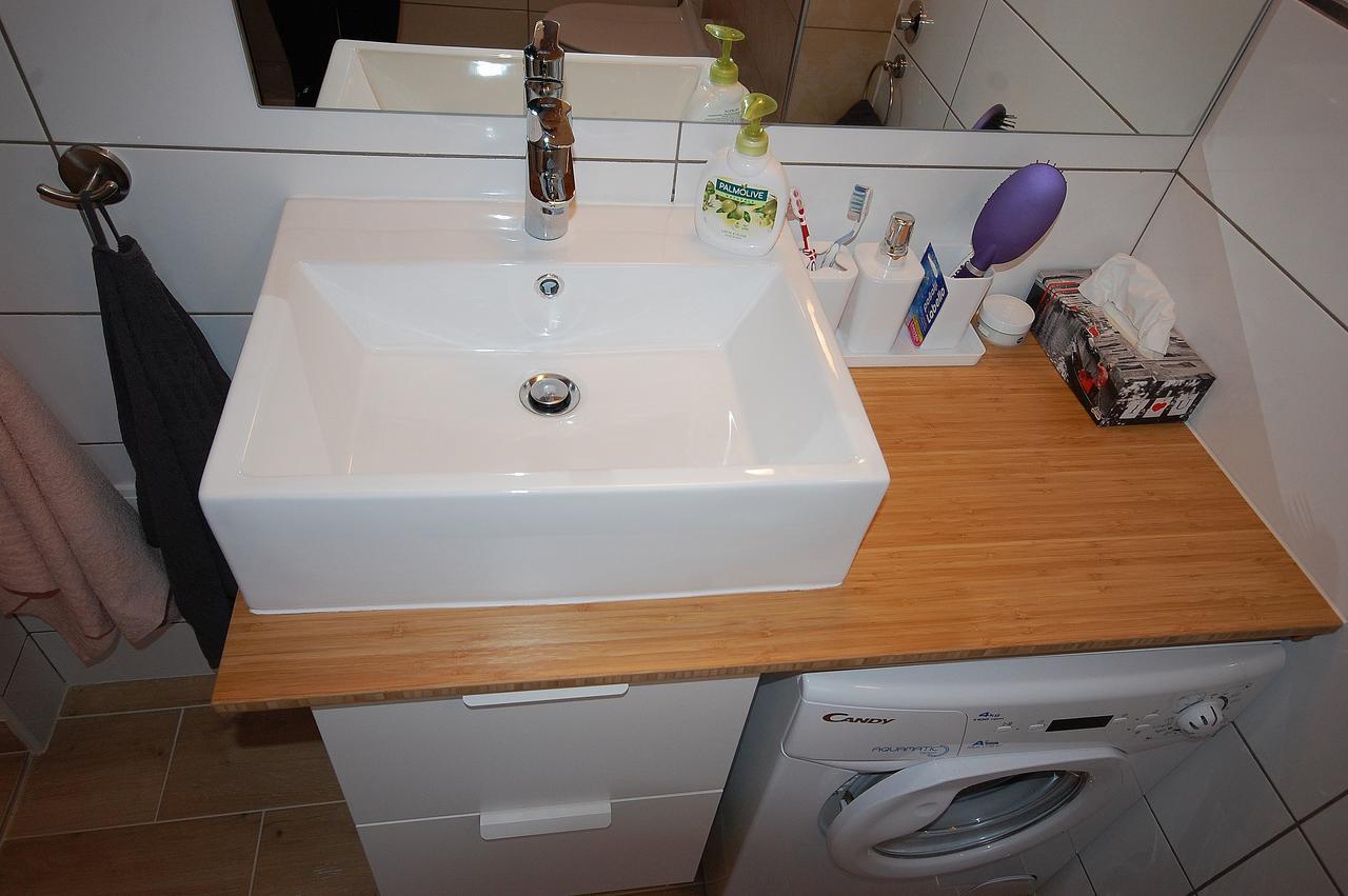 Apartment Bedenikovic By El-Pi Tours Malinska Bagian luar foto