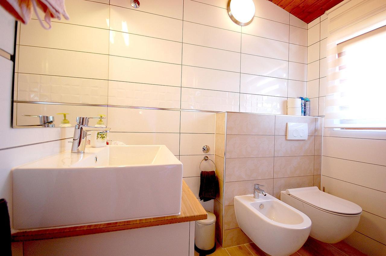 Apartment Bedenikovic By El-Pi Tours Malinska Bagian luar foto