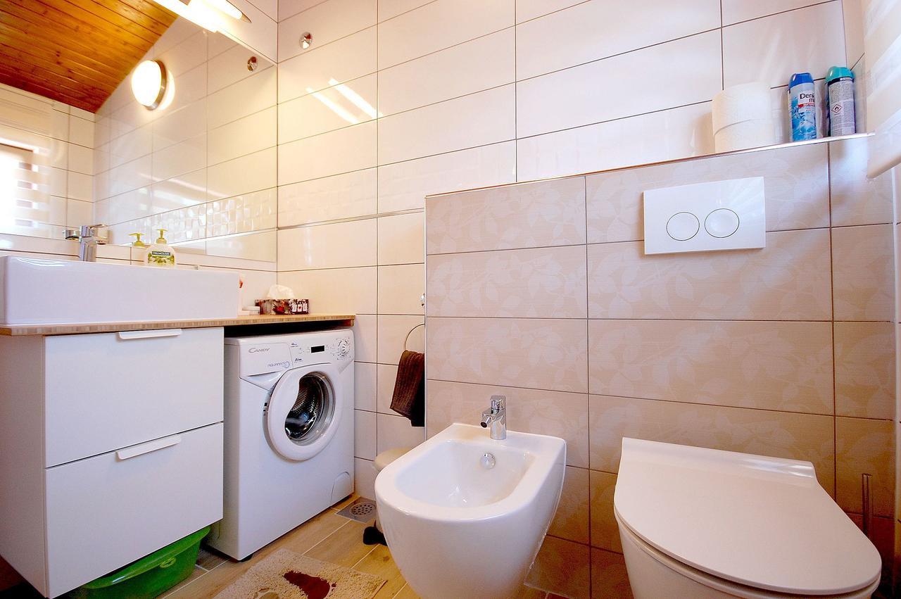 Apartment Bedenikovic By El-Pi Tours Malinska Bagian luar foto